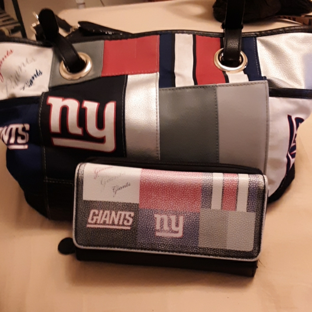 Bradford exchange New York Giants purse and matchi